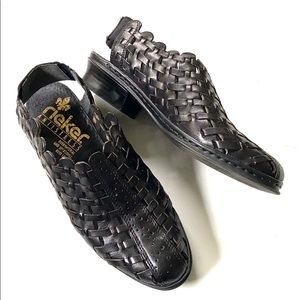 necker antistress shoes